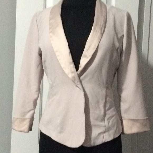 Blazer - Picture 1 of 5